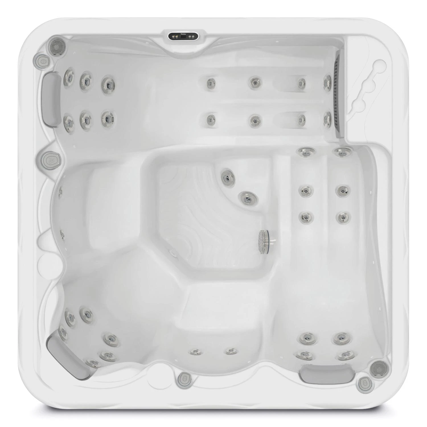 WELLIS_Classic_hot-tub-Pluto-up-view_1500-V2