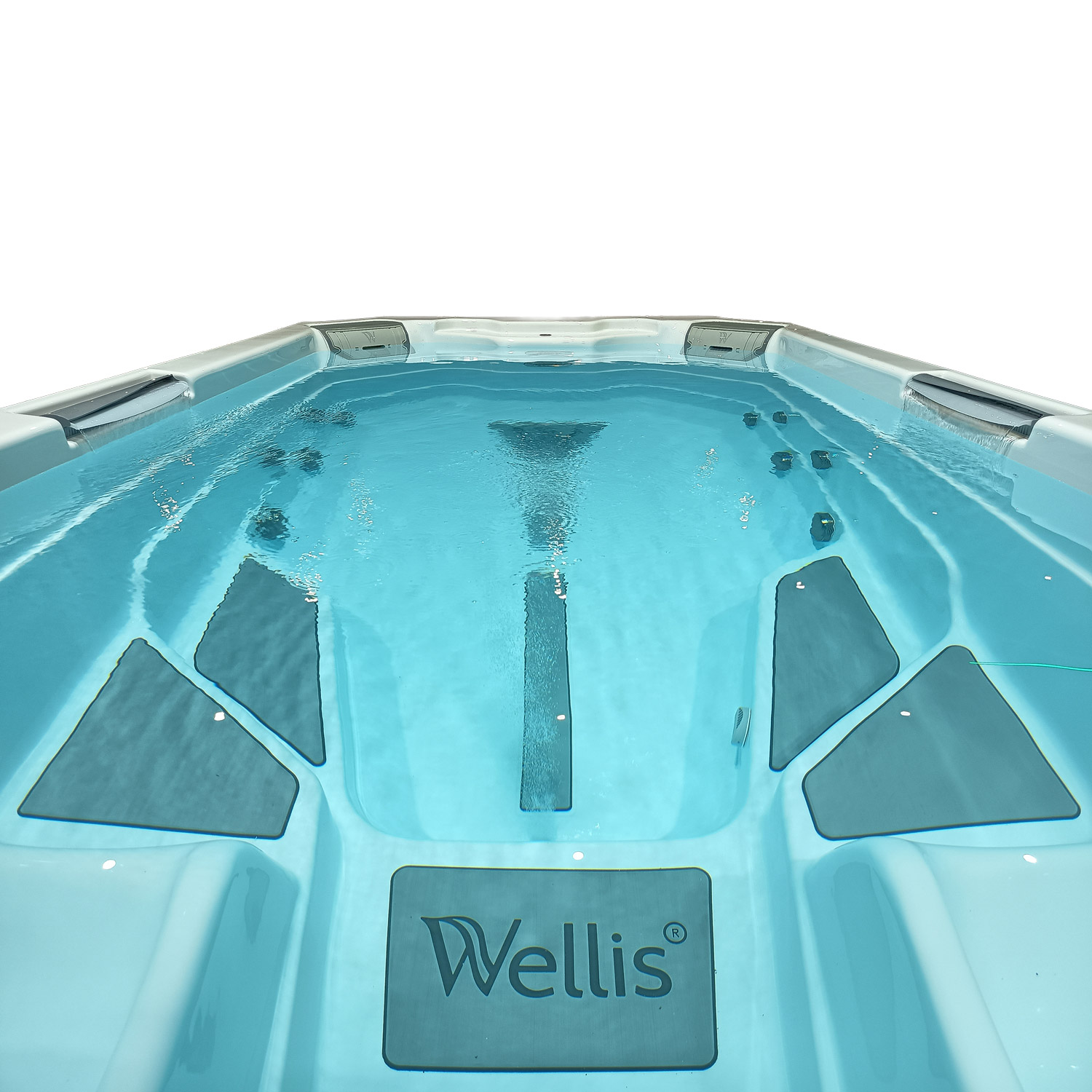 úszómedence Danube Grand Prix lifestyle